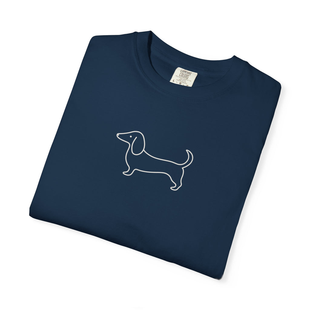 Dachshund Outline Tee — Minimal Dog Lover T-Shirt