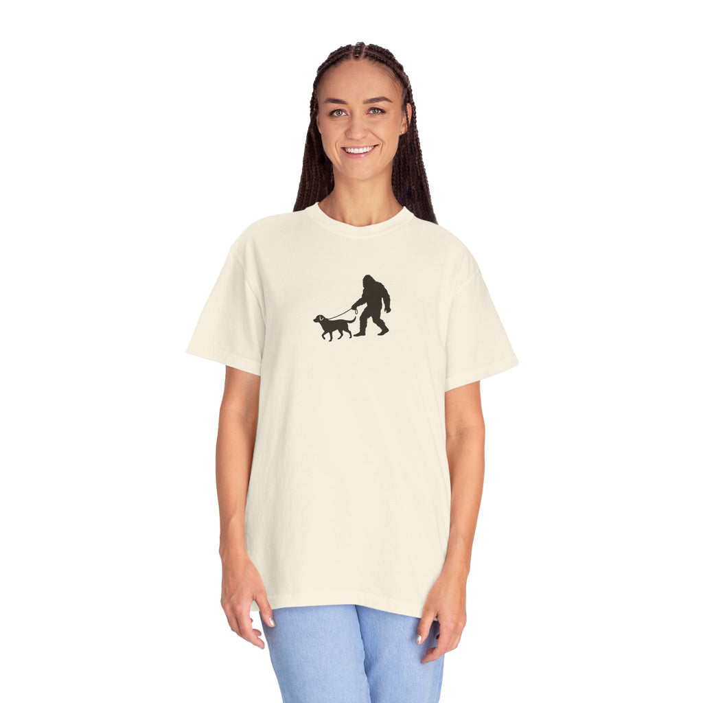 Bigfoot Walking Dog T-Shirt — Sasquatch Silhouette Tee for Cryptid Lovers