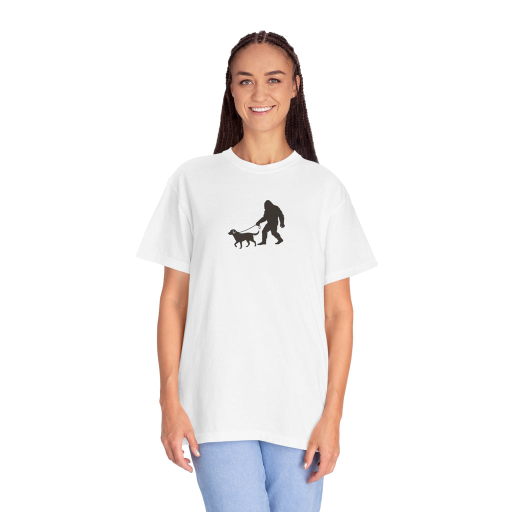 Bigfoot Walking Dog T-Shirt — Sasquatch Silhouette Tee for Cryptid Lovers